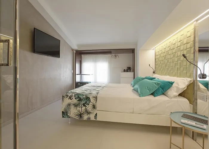 Hedone Design Experience לינה וארוחת בוקר 4*