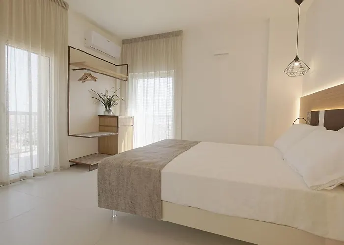 Hedone Design Experience 4* אגריג'נטו