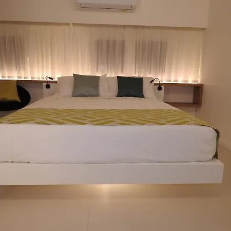 Hedone Design Experience Bed & Breakfast 3*