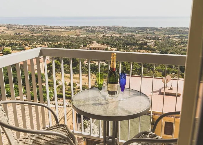 Hedoné Design Experience Bed and breakfast 4*